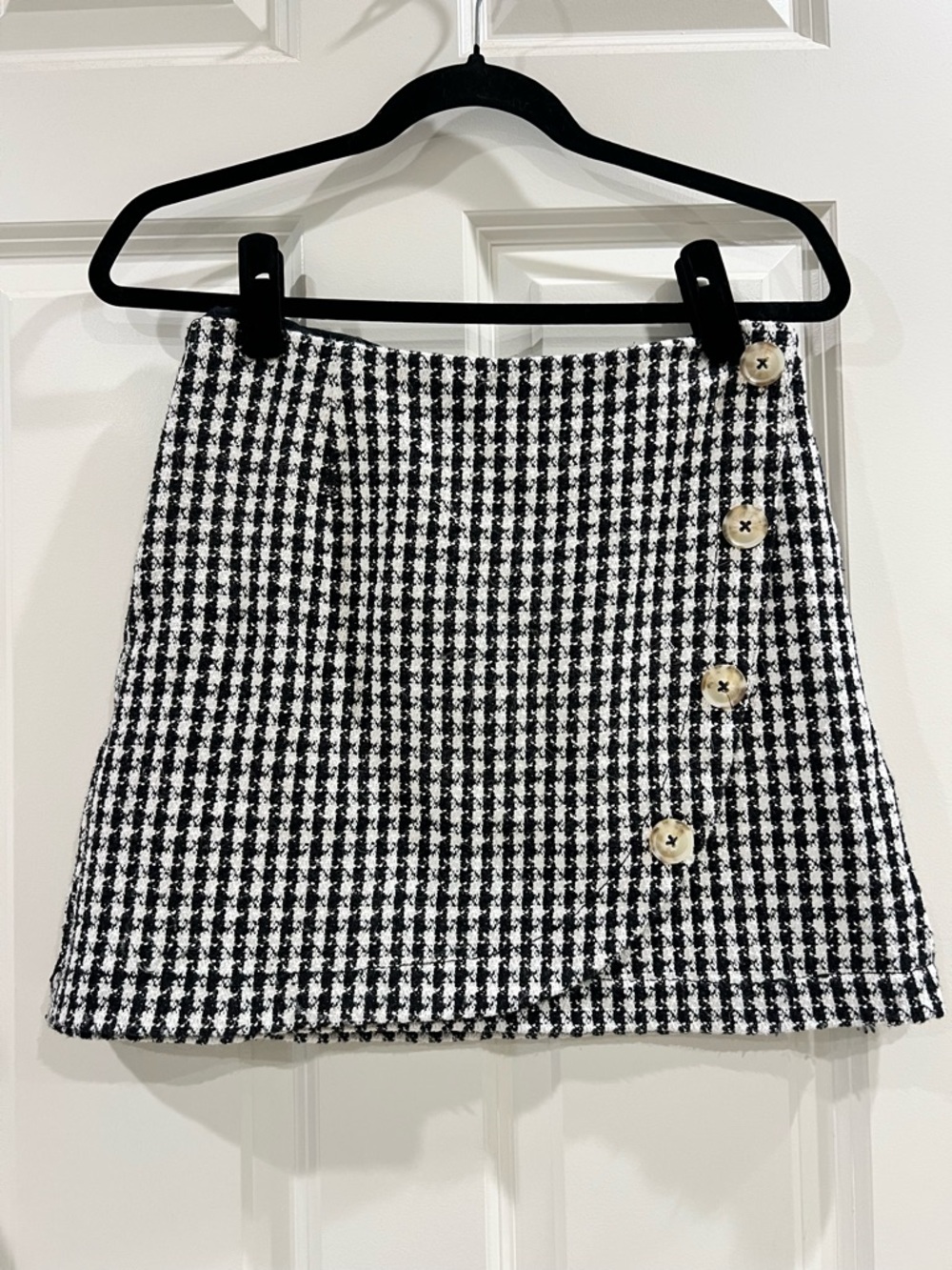 Maeve by Anthropologie Houndstooth Button‑Front Mini Skirt – Black/White Size 4